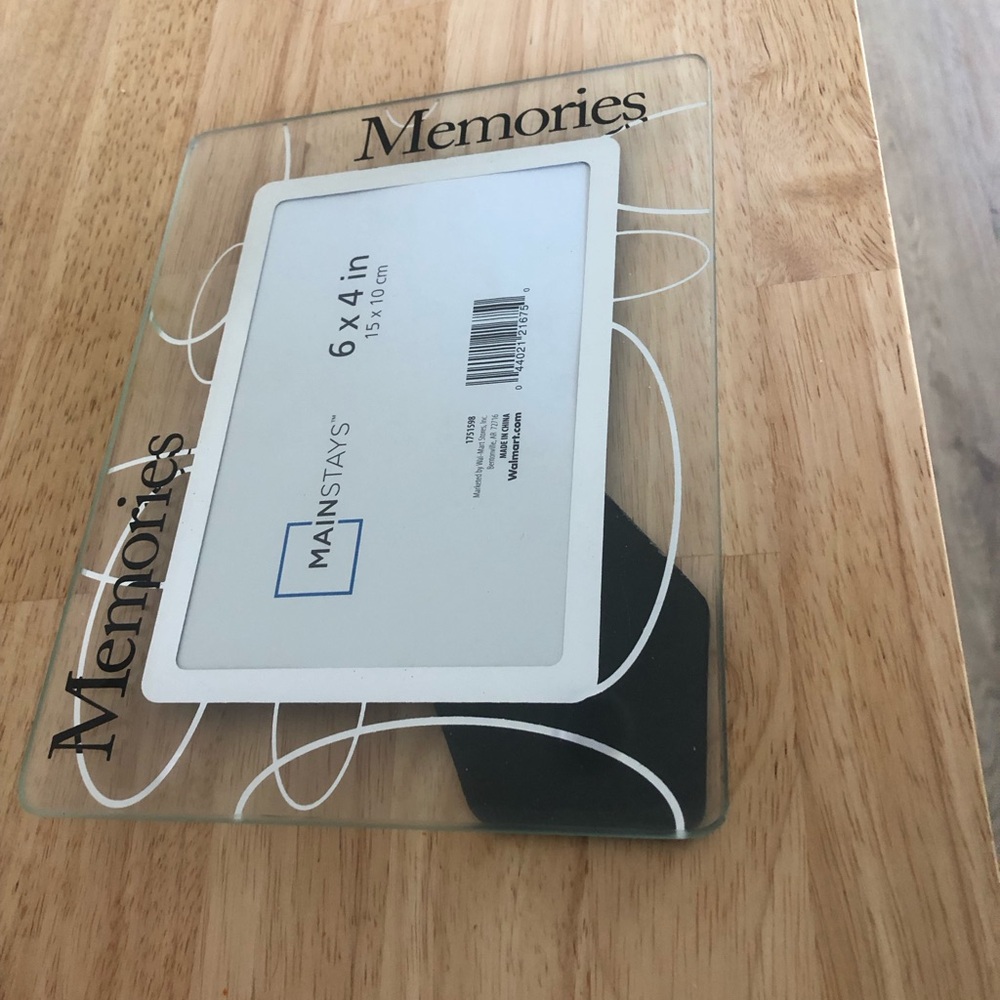 “Memories” Frame - Picture 2 of 4